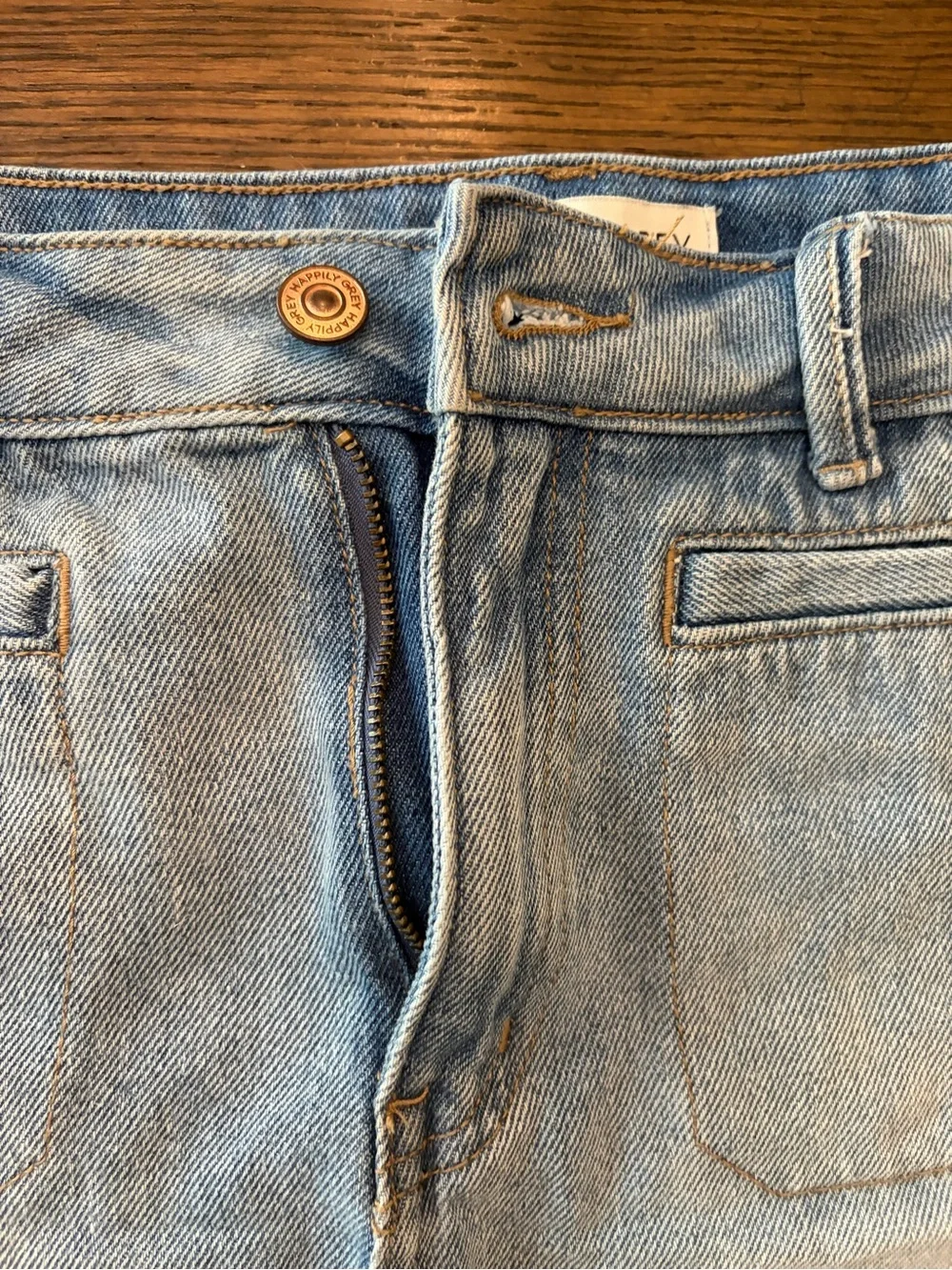 Light Wash Frayed Hem Women's Denim Shorts